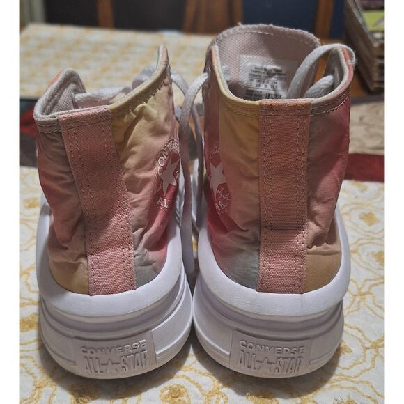 Chuck Taylor All Star Rainbow Platform Shoes- Youth Size 3- Very Good Condition - Picture 4 of 10